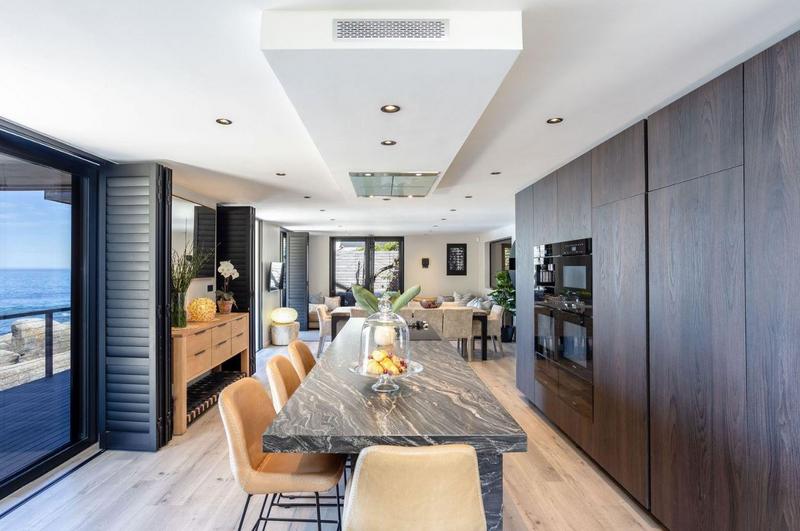 5 Bedroom Property for Sale in Camps Bay Western Cape